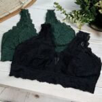 Aerie Lot of (2) Eyelash Lace Padded Bralettes in Black and Green Size XL